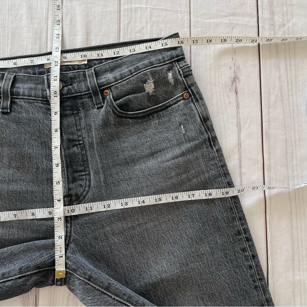 Levi’s Premium Wedgie Straight Jeans Women’s 29 Black Gray Faded Button Fly EUC - Picture 13 of 16